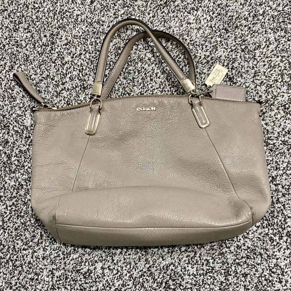 Coach Handbag/ Zip Tote with Crossbody Strap - Ivory/ Cream/ Tan